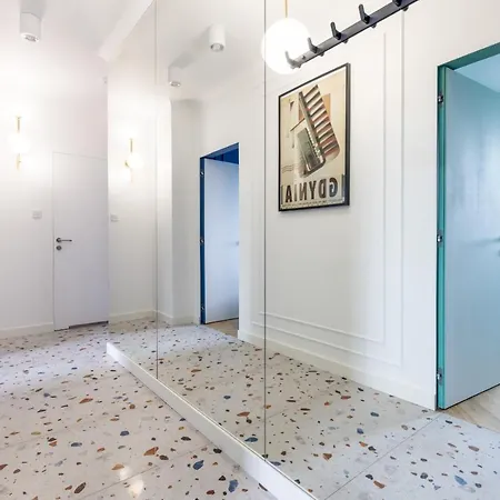 Blue Door Apartment, Swietojanska, Srodmiescie 아파트 그디니아