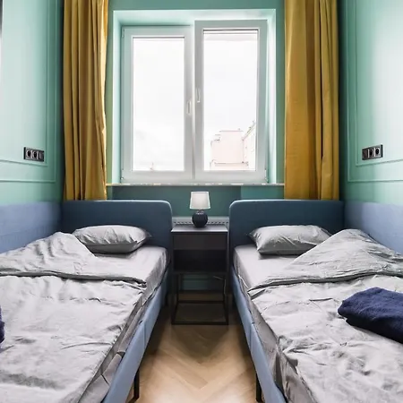 아파트 Blue Door Apartment, Swietojanska, Srodmiescie